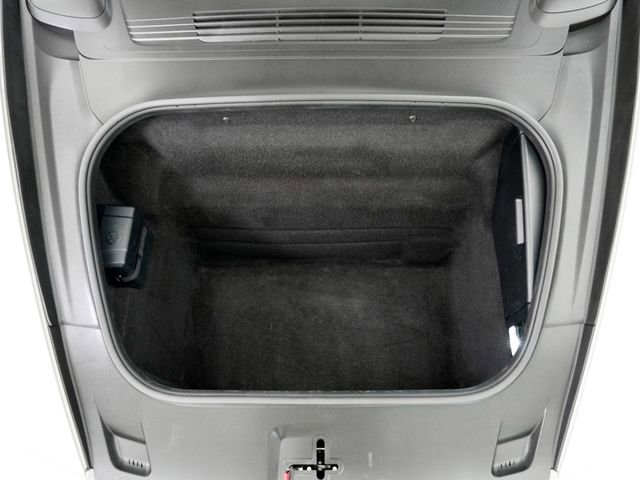 Certified 2025 Porsche 911 Carrera RWD image 30