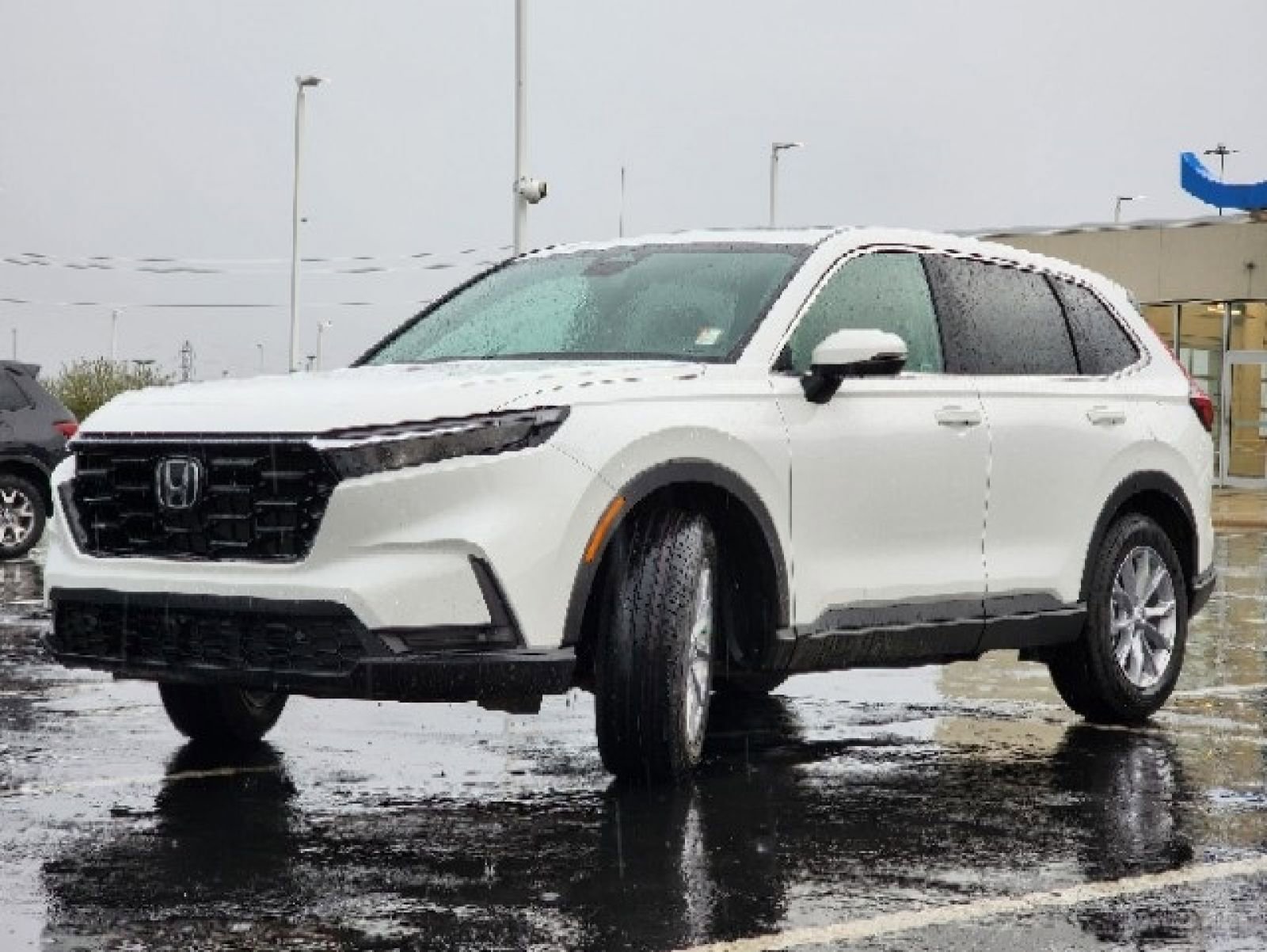 Used 2023 Honda CR-V EX-L image 6