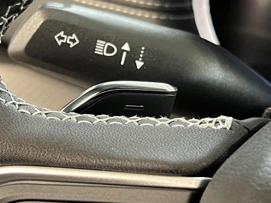 New 2025 Jeep Grand Cherokee L Altitude image 24