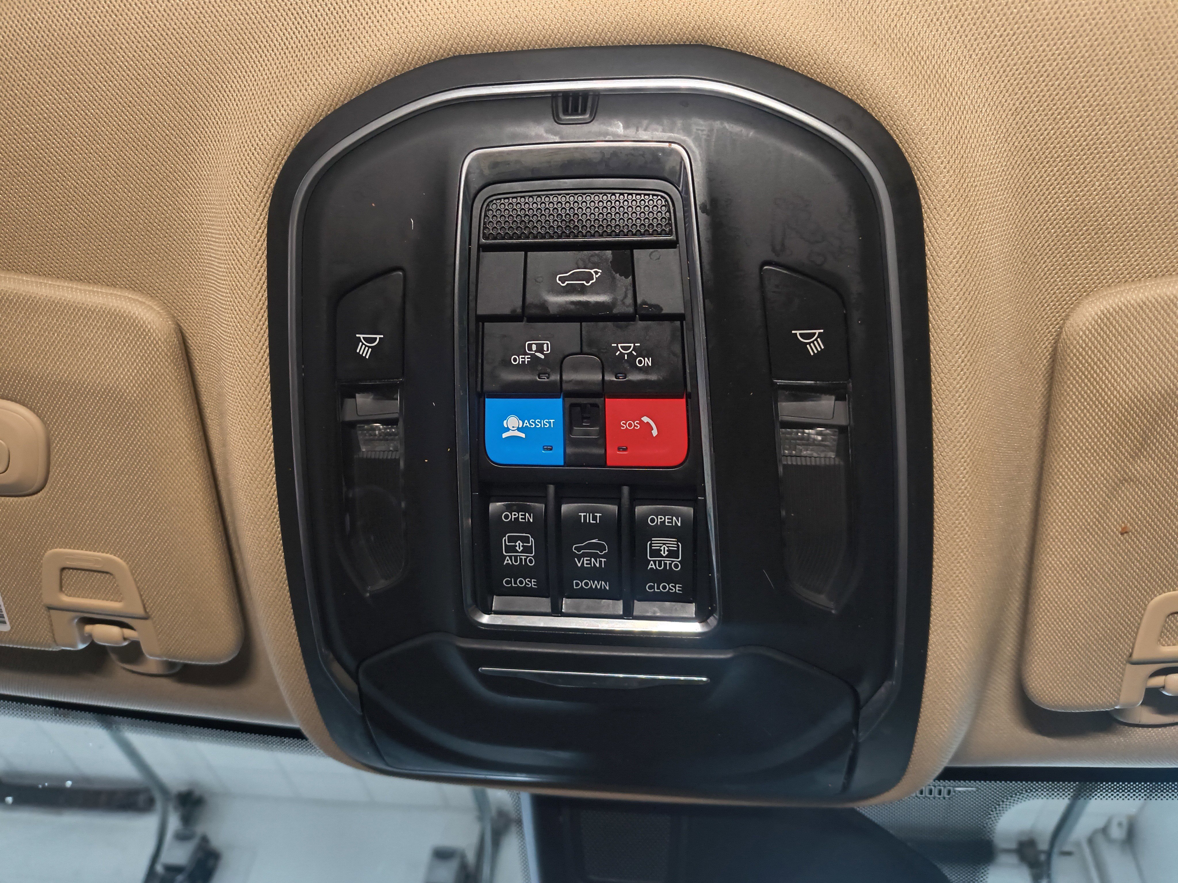 Used 2021 Jeep Grand Cherokee L Limited image 18