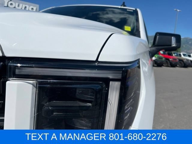 Used 2025 GMC Sierra 1500 Elevation w/ Elevation Premium Package AWD/4WD image 13