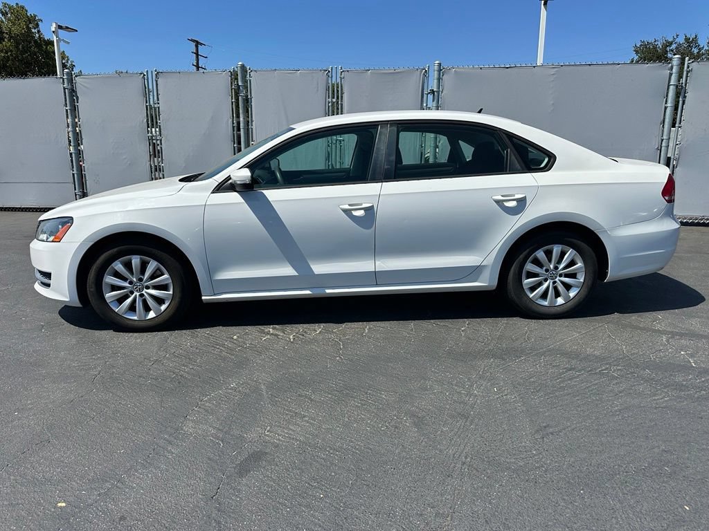 Used 2013 Volkswagen Passat 2.5 S FWD image 2