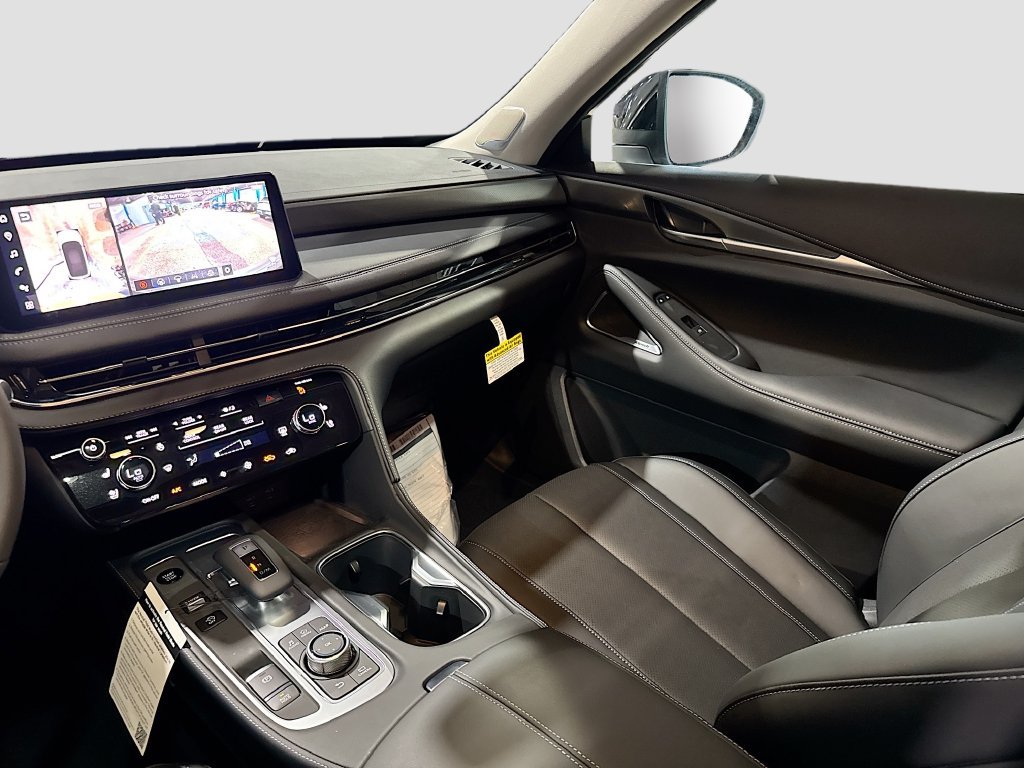 Certified 2026 INFINITI QX60 Luxe w/ Cargo Package FWD image 26