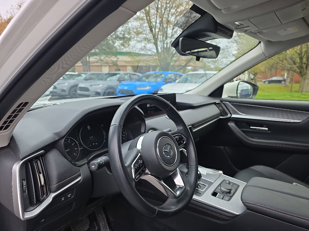Used 2024 MAZDA CX-90 3.3 Turbo w/ Preferred Package AWD/4WD image 13