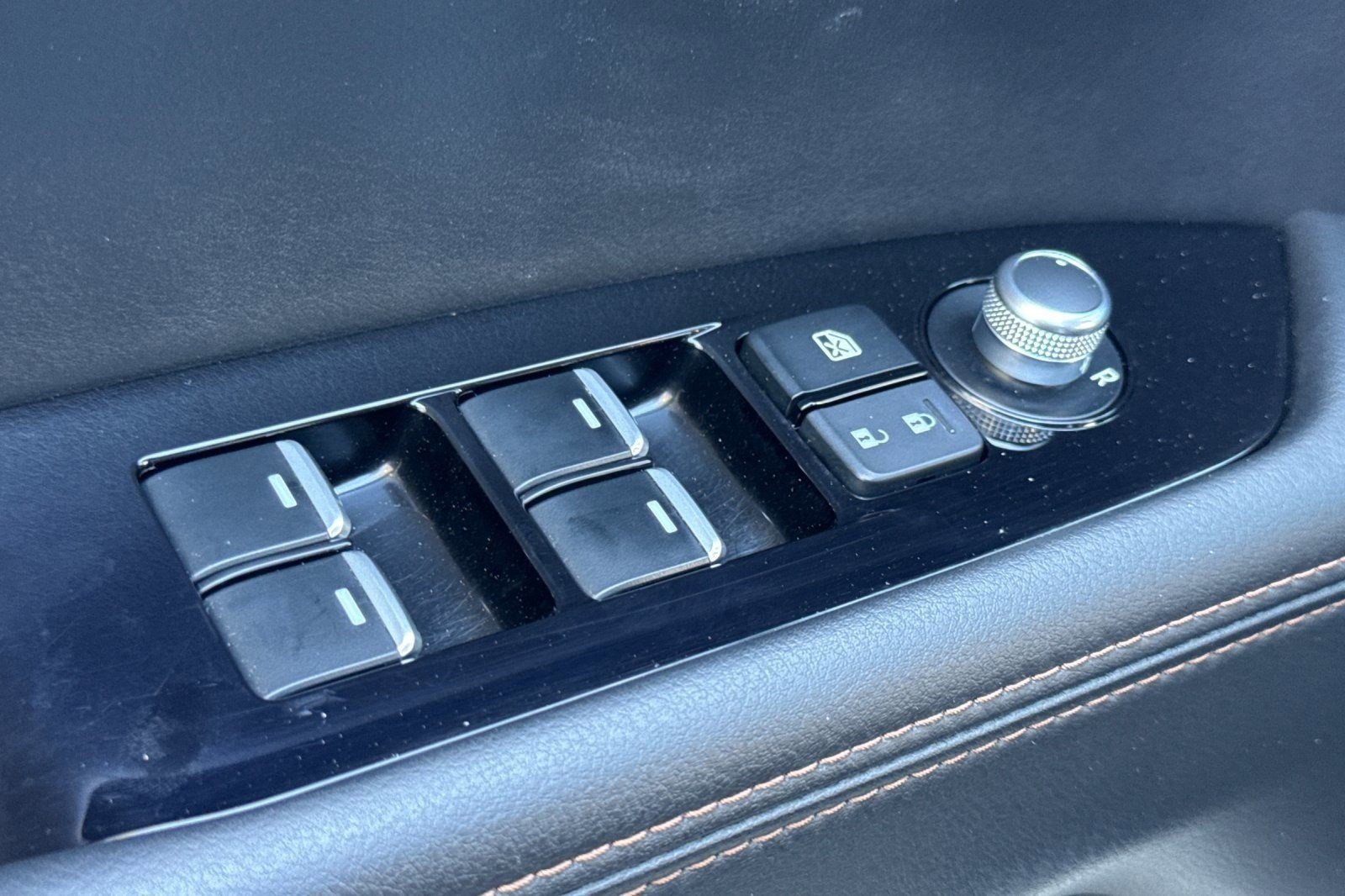 Used 2023 MAZDA CX-5 AWD 2.5 S w/ Premium Package image 13