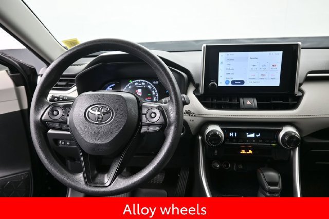 Certified 2025 Toyota RAV4 XLE AWD/4WD image 11