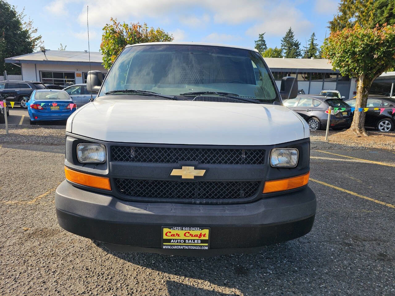 Used 2012 Chevrolet Express 2500 w/ Power Package image 10