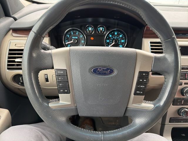 Used 2009 Ford Flex SEL FWD image 14