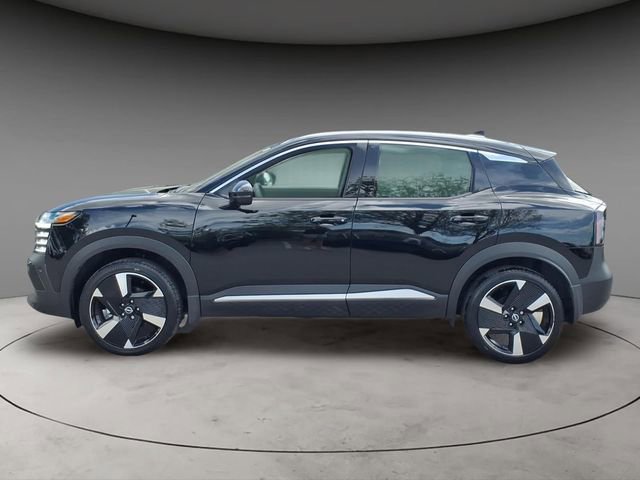 Used 2025 Nissan Kicks SR image 2