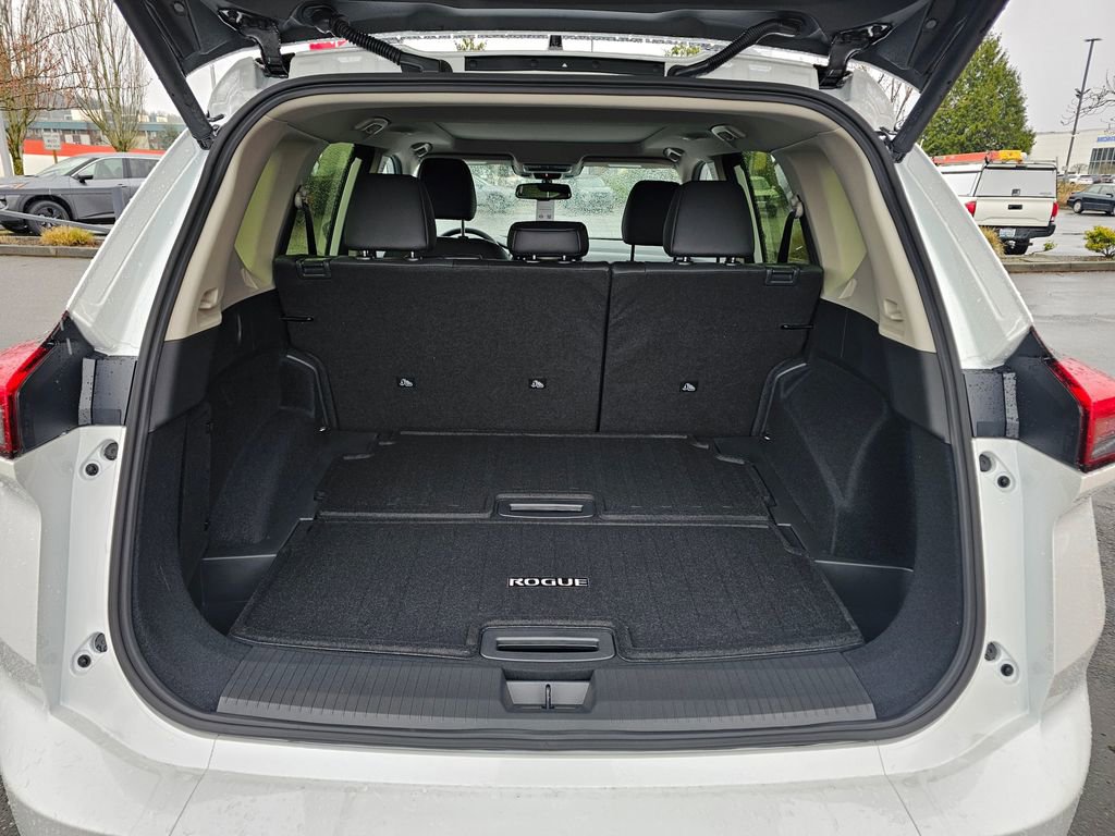 New 2026 Nissan Rogue Platinum AWD/4WD image 11