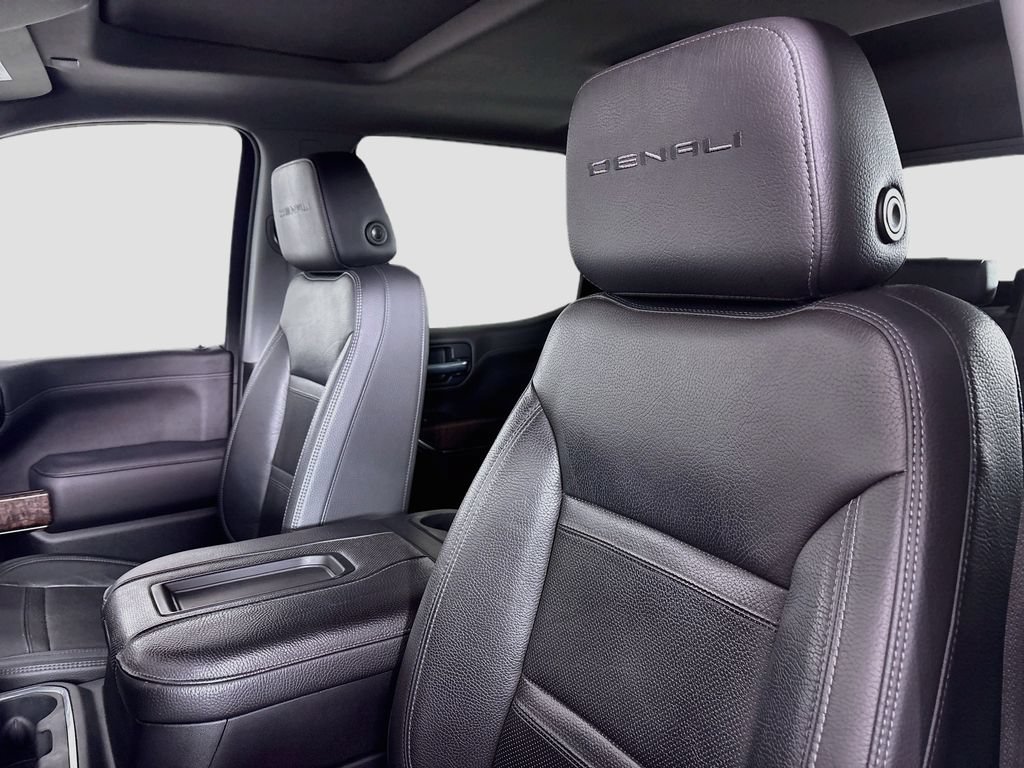 Used 2020 GMC Sierra 1500 Denali w/ Denali Ultimate Package AWD/4WD image 24