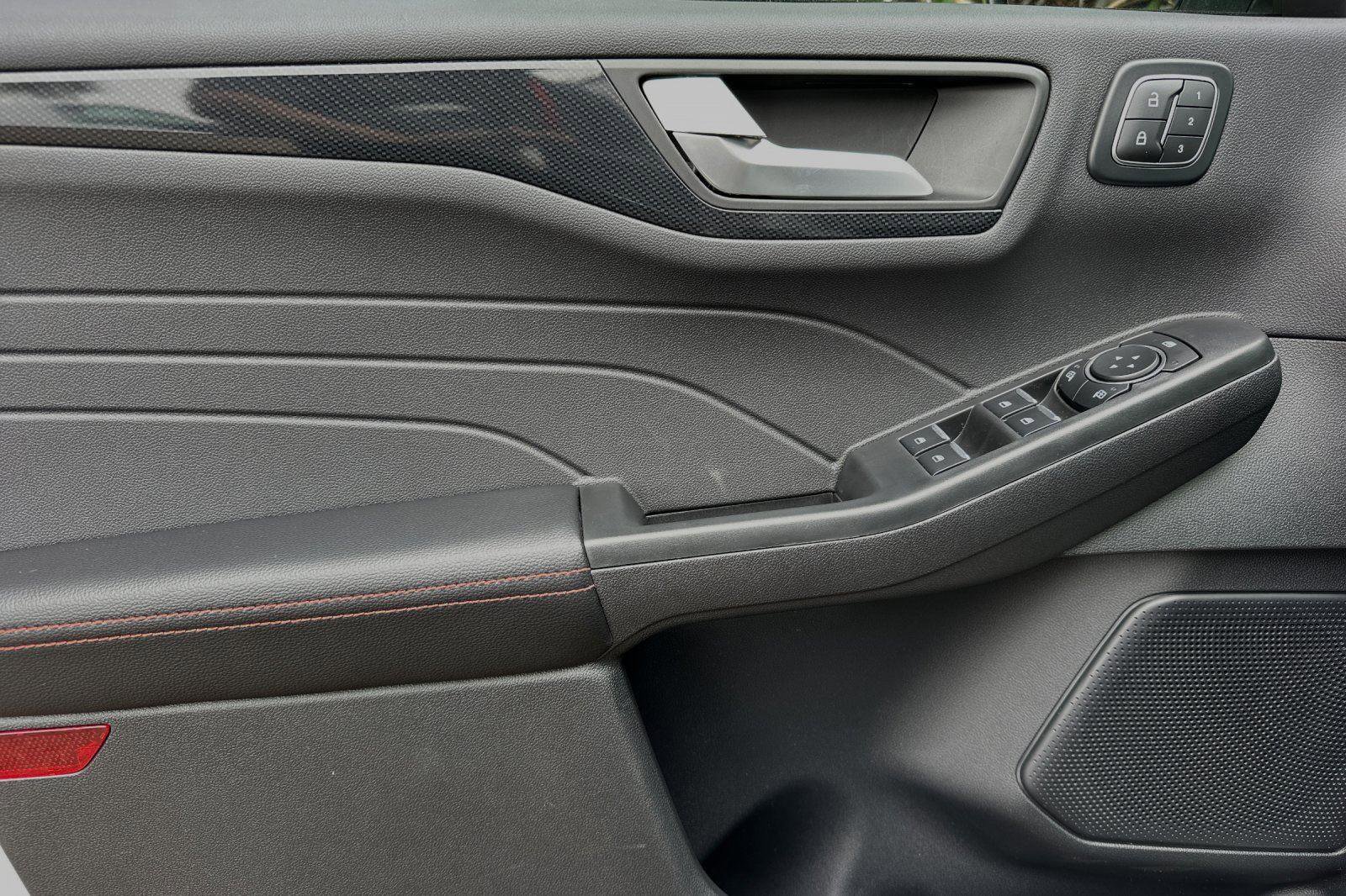 New 2024 Ford Escape ST-Line Elite w/ Premium Technology Package image 8