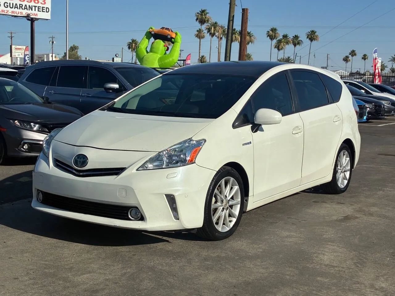 Used 2012 Toyota Prius V Five FWD image 2