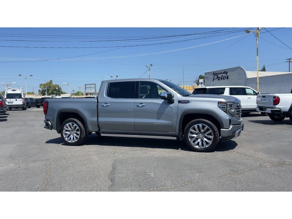 New 2026 GMC Sierra 1500 Denali w/ Denali Reserve Package AWD/4WD image 4