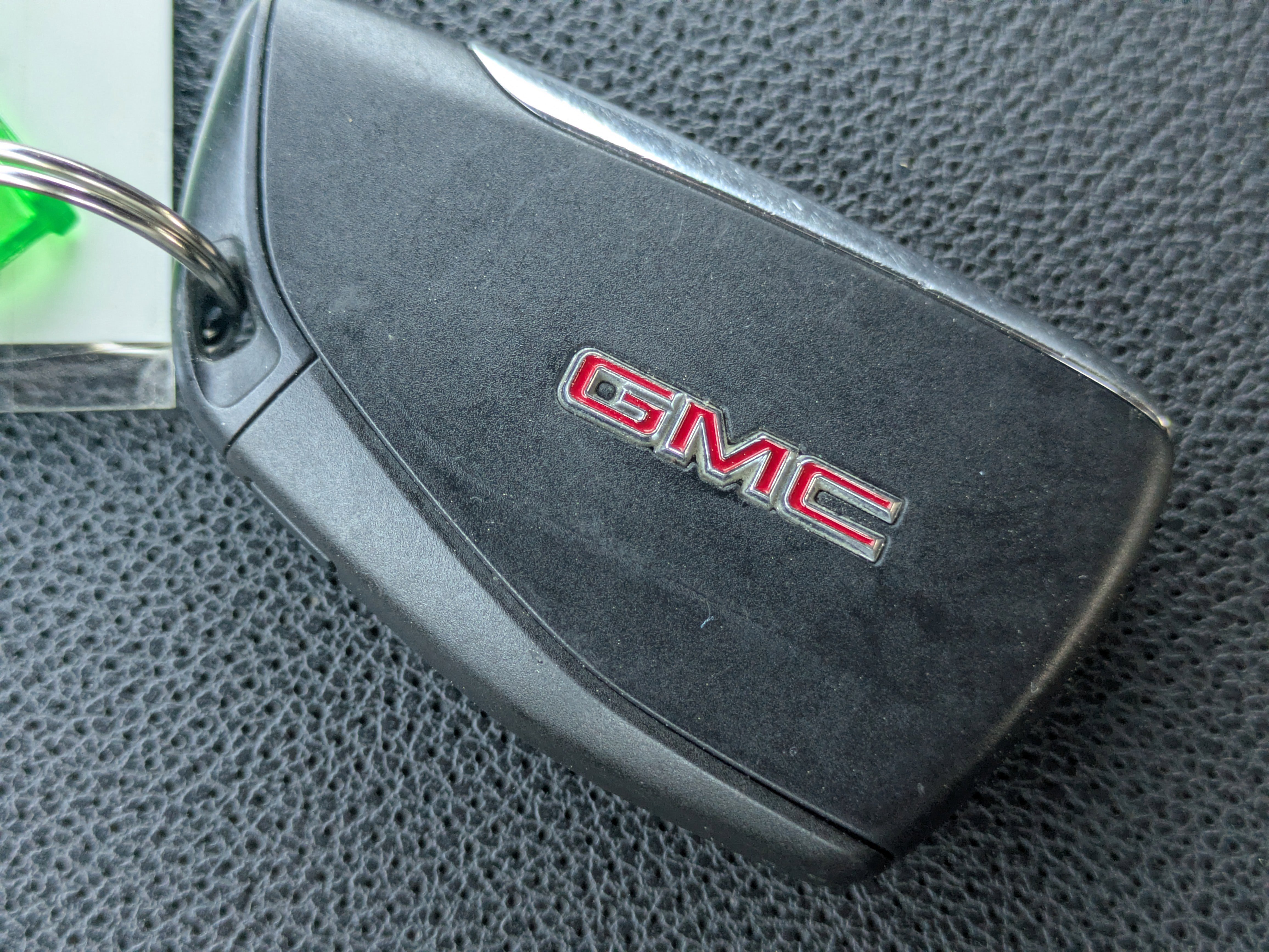 Used 2024 GMC Sierra 1500 AT4 w/ Technology Package image 23