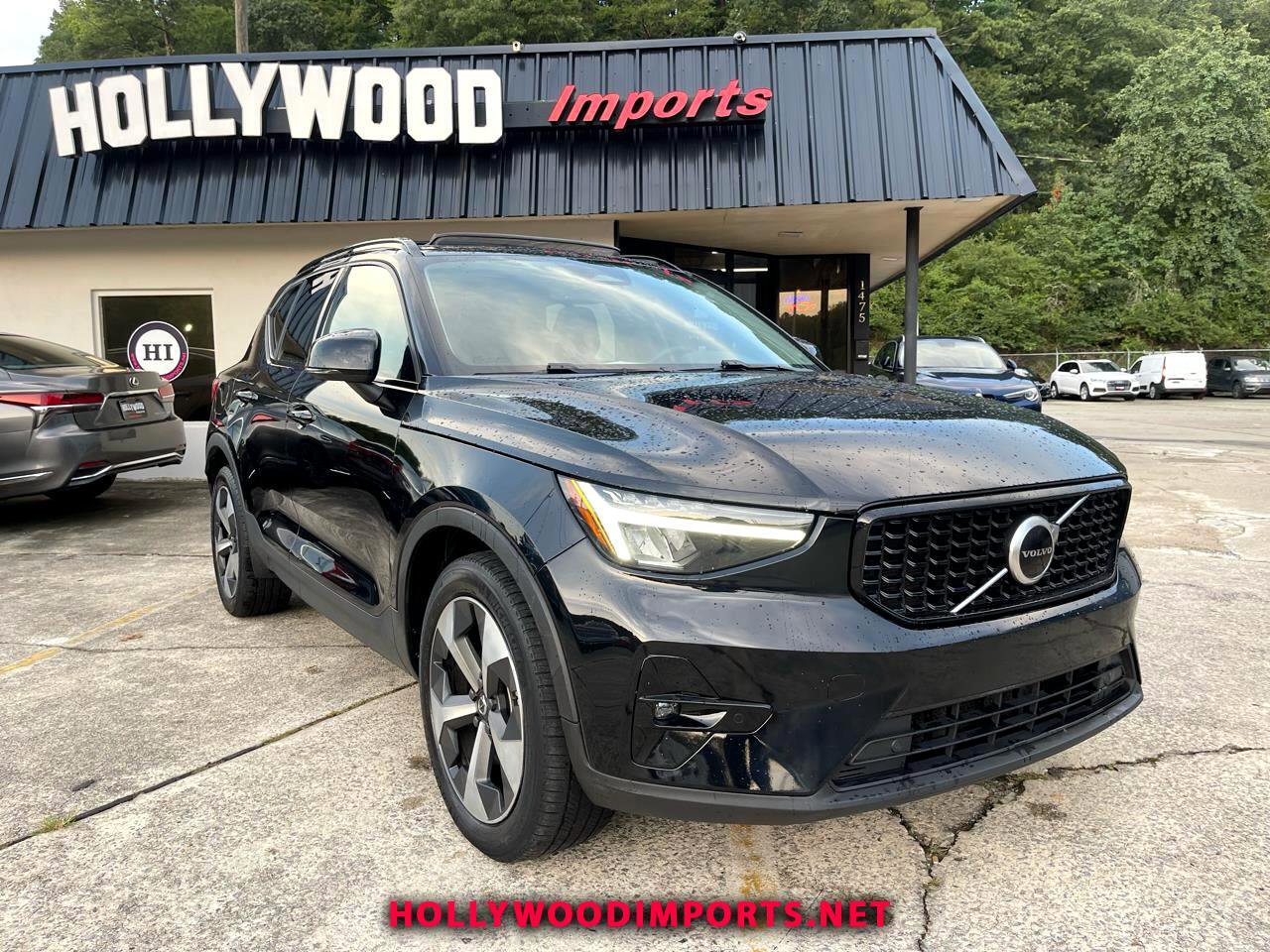 Used 2023 Volvo XC40 B5 Plus