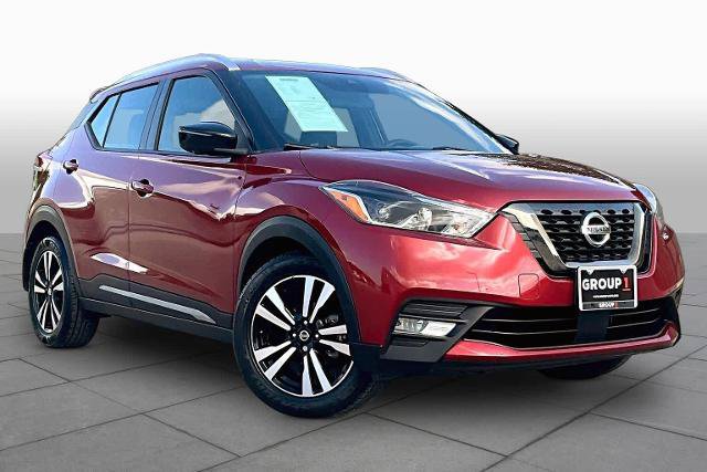 Certified 2020 Nissan Kicks SR FWD image 3