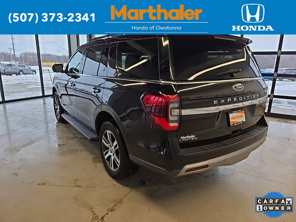 Used 2024 Ford Expedition Limited image 3