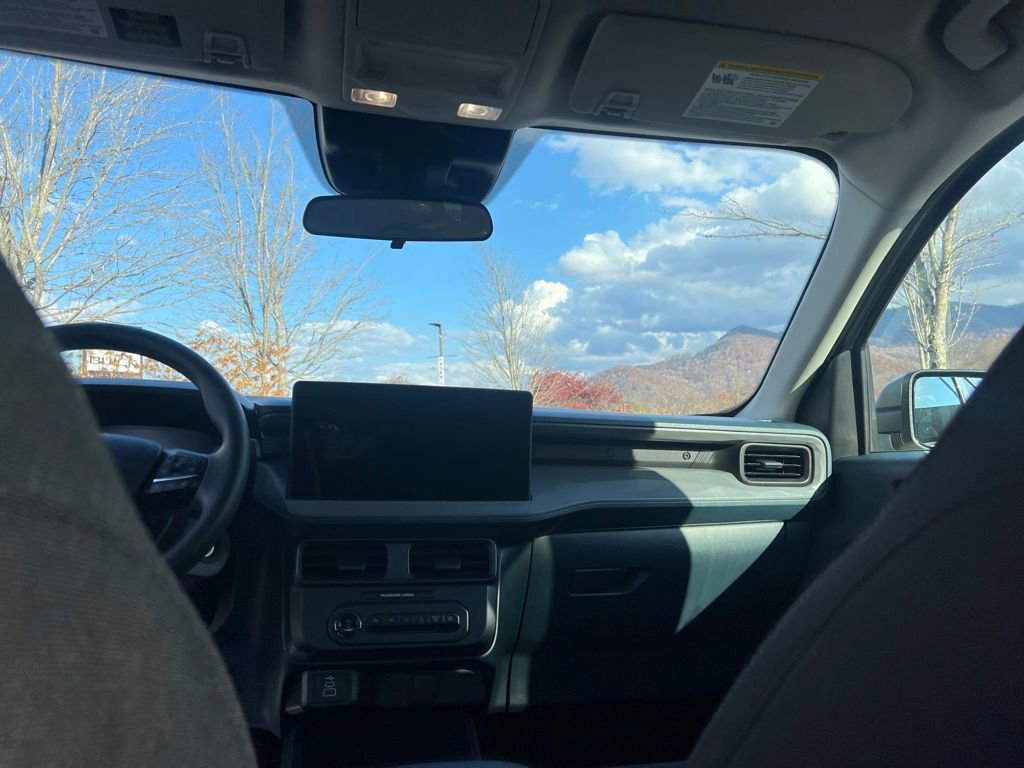 Used 2025 Ford Maverick XL image 30