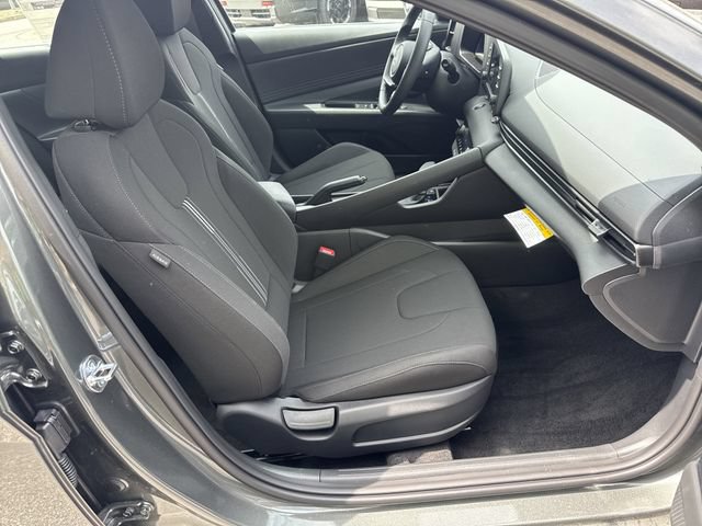 New 2026 Hyundai Elantra Sport FWD image 13