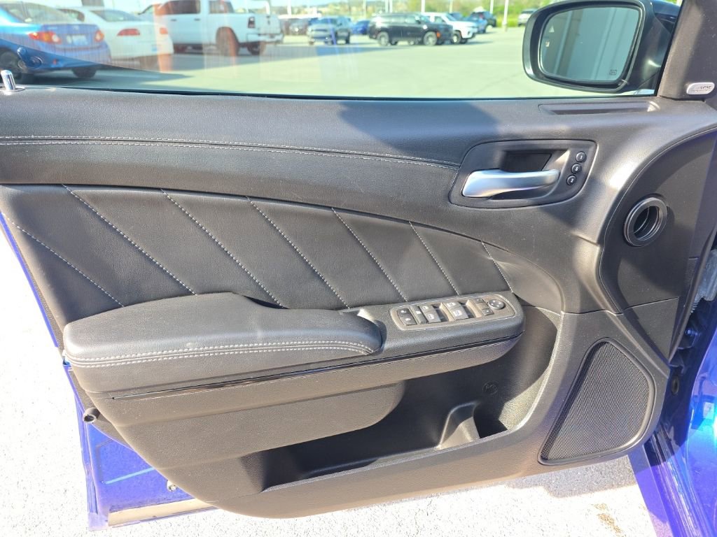 Used 2022 Dodge Charger R/T w/ Plus Group image 13