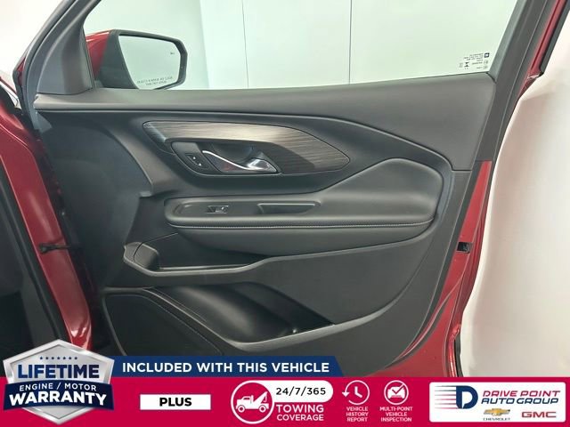 Used 2024 GMC Terrain SLT w/ Tech Package image 28