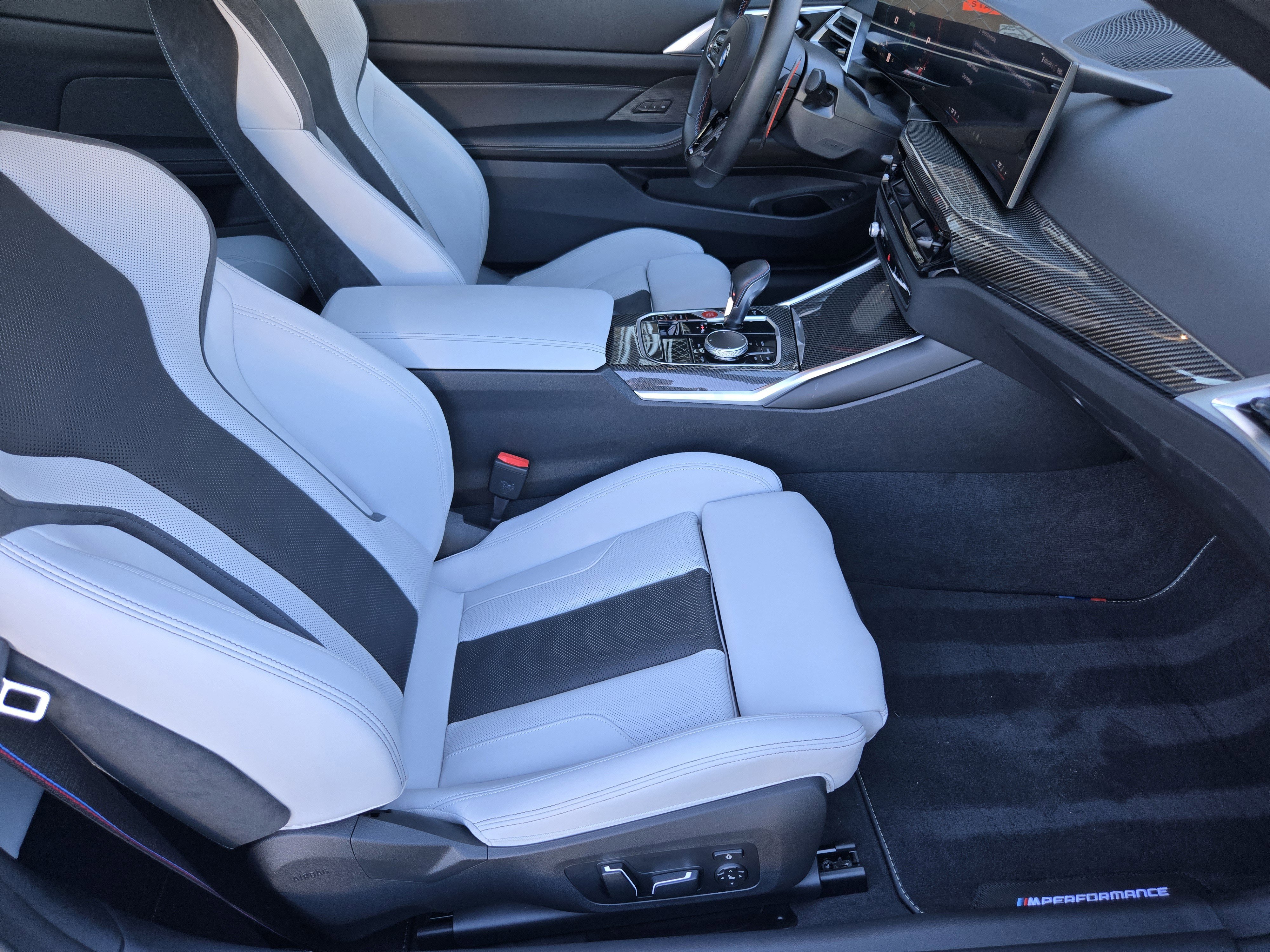 Used 2025 BMW M4 Competition w/ Executive Package image 10