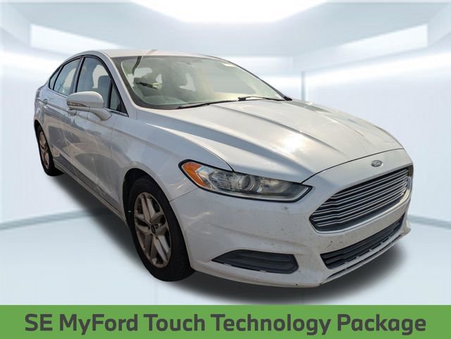 Used 2014 Ford Fusion SE image 4