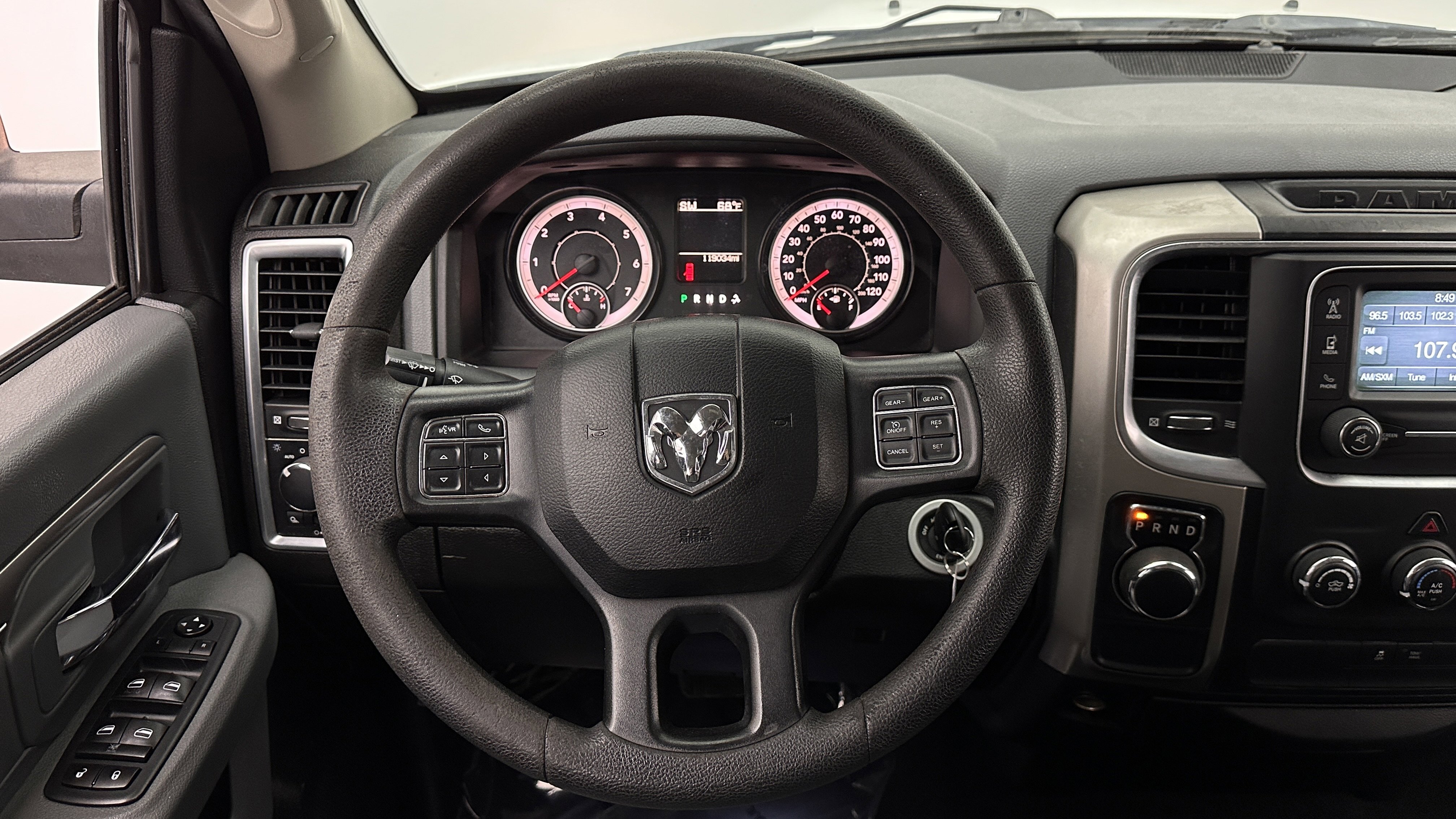 Used 2020 RAM 1500 Classic SLT image 25