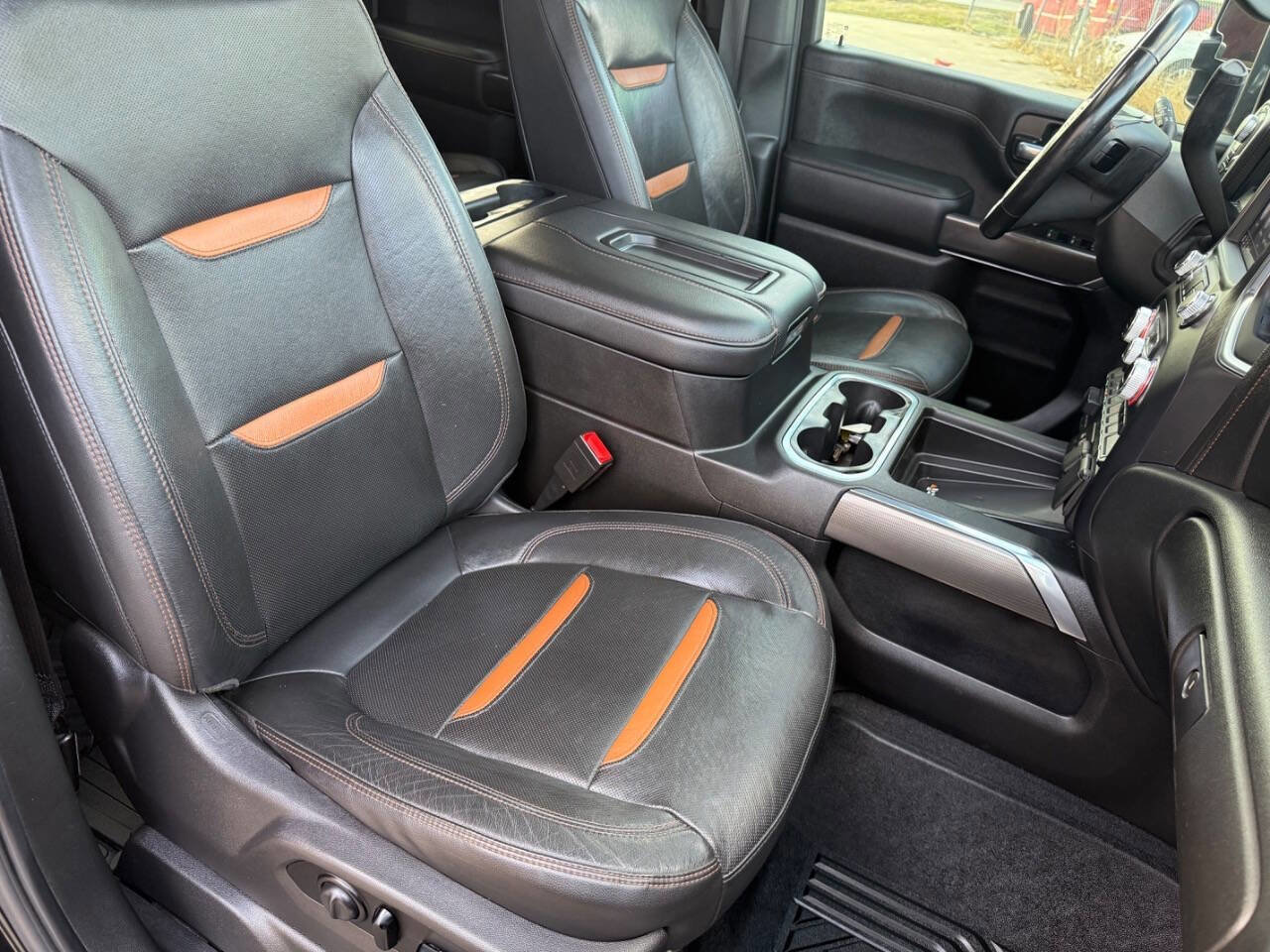 Used 2020 GMC Sierra 2500 AT4 w/ AT4 Premium Package image 25