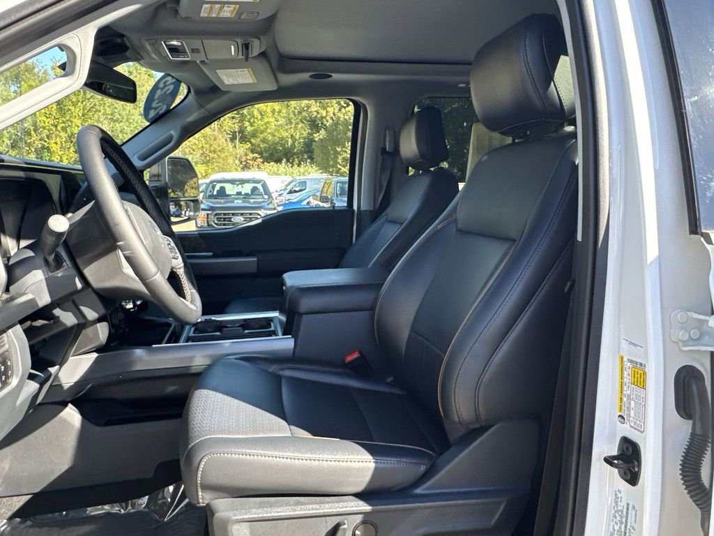 Certified 2025 Ford F350 Lariat w/ Lariat Ultimate Package image 11