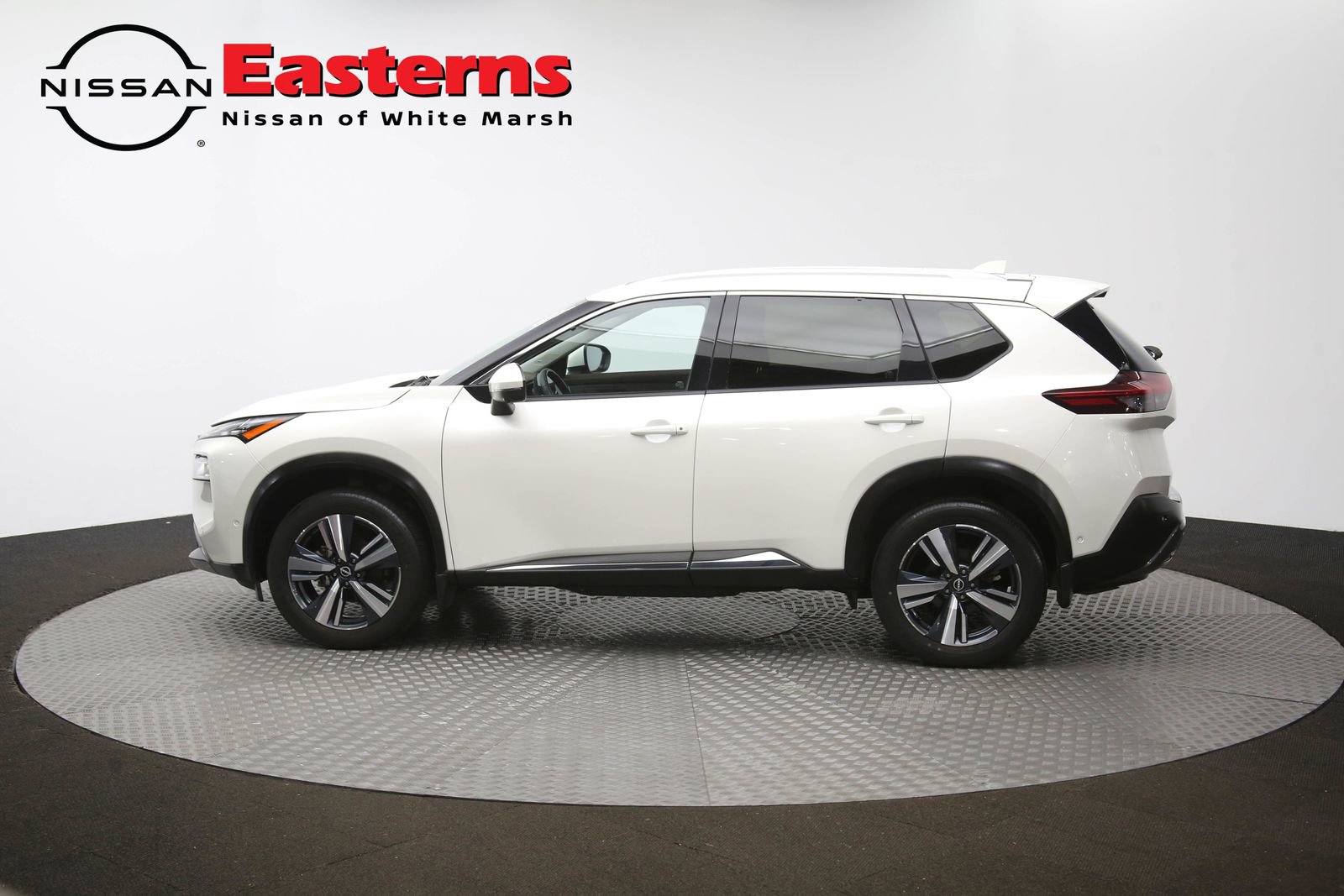 Used 2023 Nissan Rogue SL w/ SL Premium Package image 63