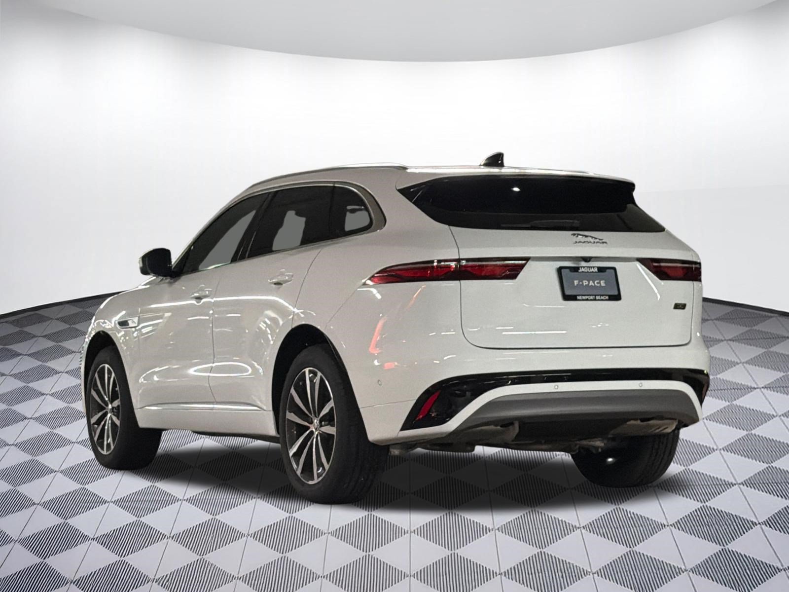 New 2026 Jaguar F-PACE R-Dynamic S AWD/4WD image 3