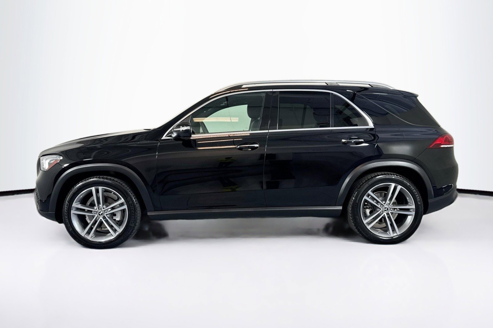 Used 2022 Mercedes-Benz GLE 350 4MATIC image 8