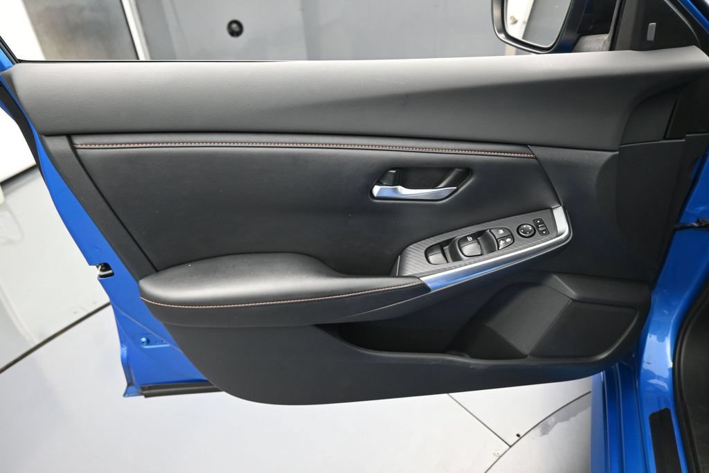 Used 2021 Nissan Sentra SR FWD image 12
