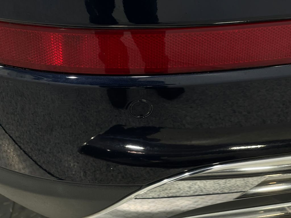 Used 2016 Mercedes-Benz GL 450 4MATIC image 13