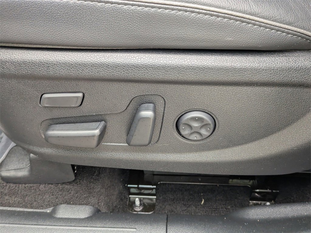 Certified 2022 Hyundai Santa Fe Limited image 19