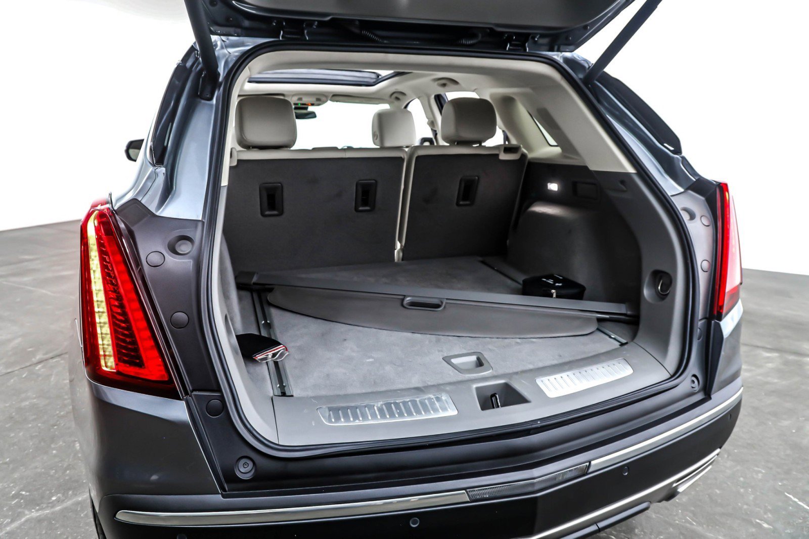 Used 2021 Cadillac XT5 Premium Luxury image 22