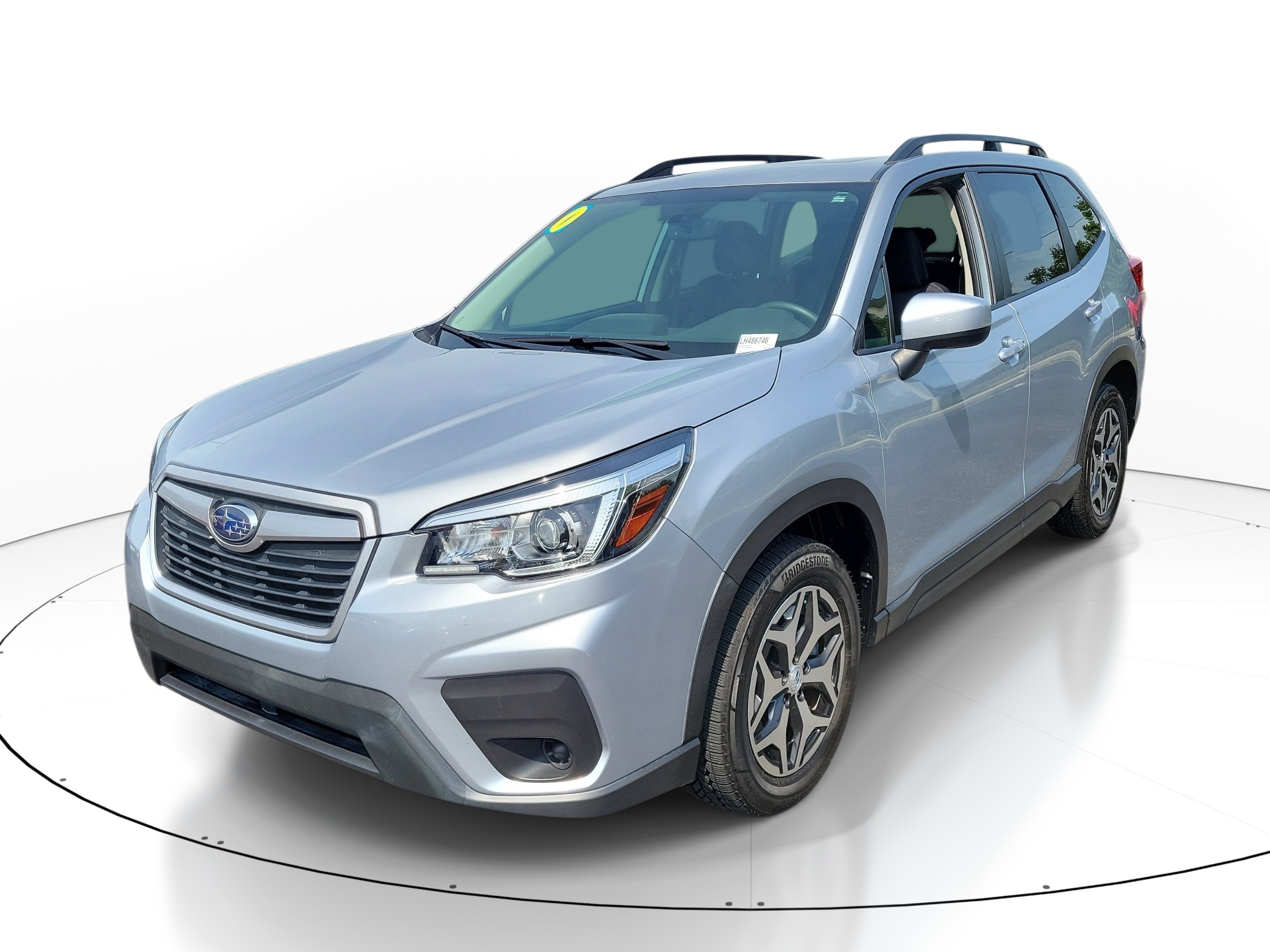 Used 2020 Subaru Forester Premium AWD/4WD image 3