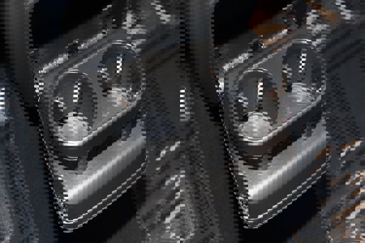 Used 2025 Volkswagen ID. Buzz Pro S image 32