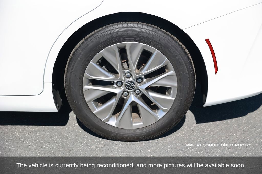 Used 2024 Toyota Mirai w/ Advanced Technology Package image 11