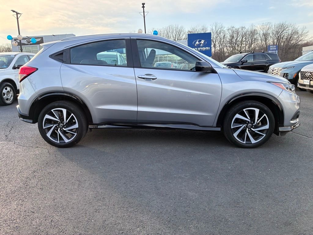 Used 2019 Honda HR-V Sport image 8