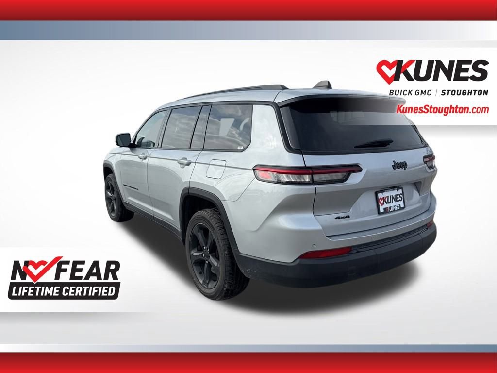 Used 2023 Jeep Grand Cherokee L Laredo image 9