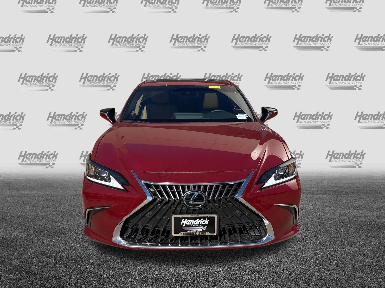 Used 2025 Lexus ES 350 w/ Premium Package FWD image 3