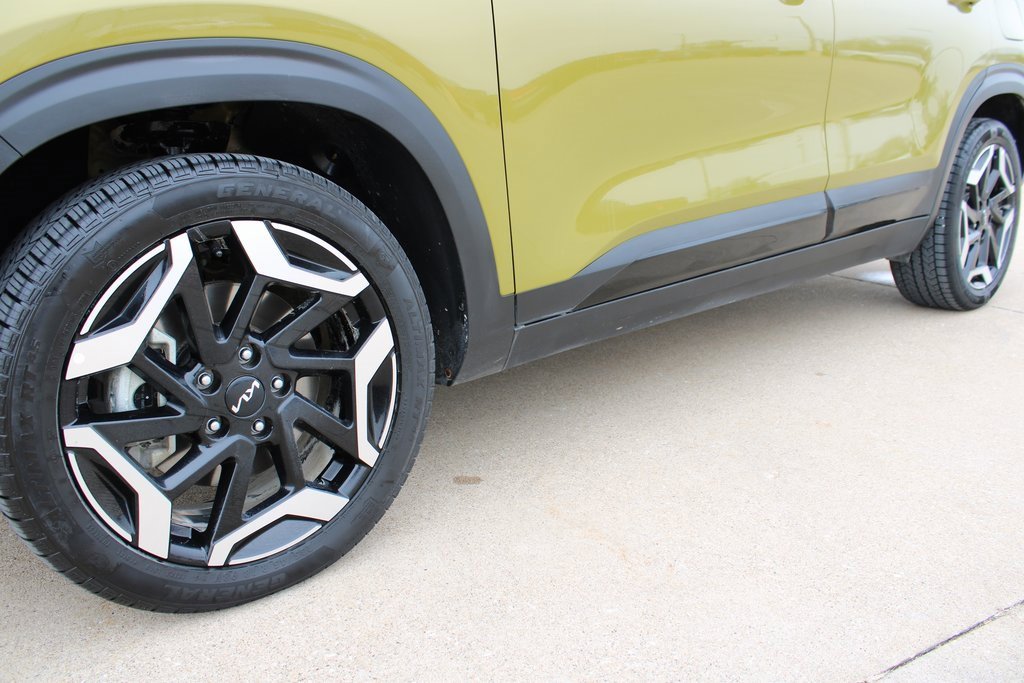 Used 2024 Kia Seltos SX image 10