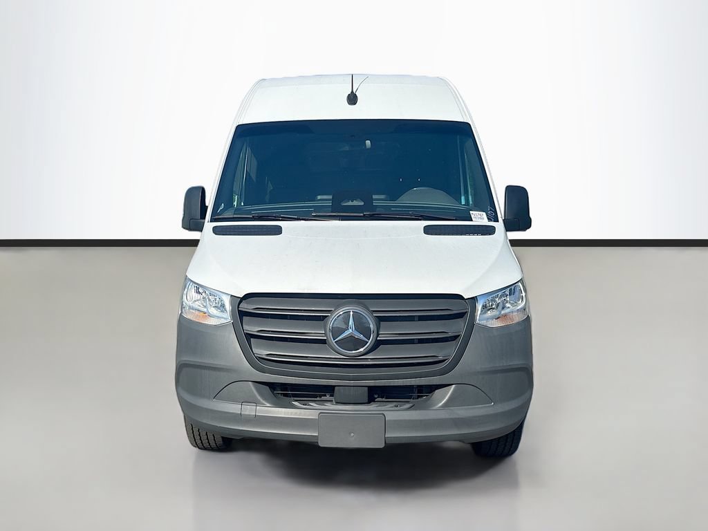 New 2025 Mercedes-Benz eSprinter 170 Cargo image 8