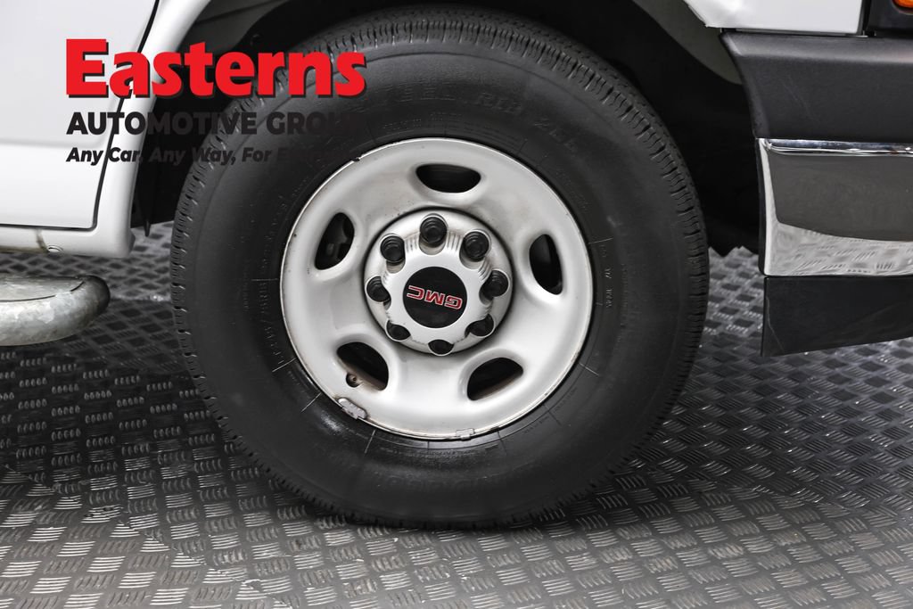 Used 2024 GMC Savana 2500 w/ Driver Convenience Package RWD image 28