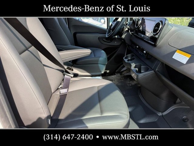 New 2026 Mercedes-Benz Sprinter 2500 image 8