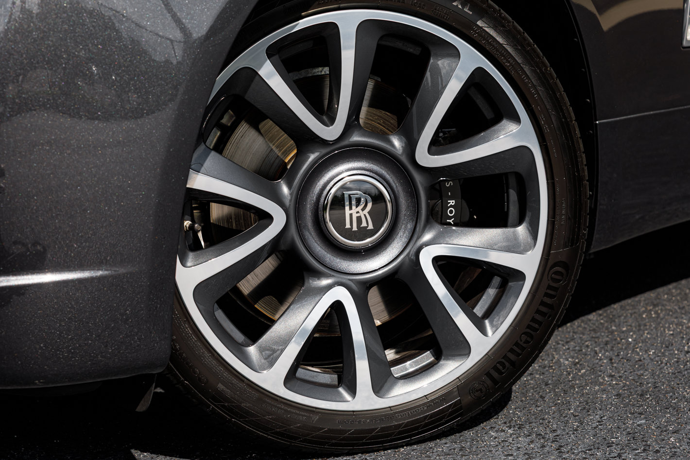 Certified 2019 Rolls-Royce Wraith RWD image 2