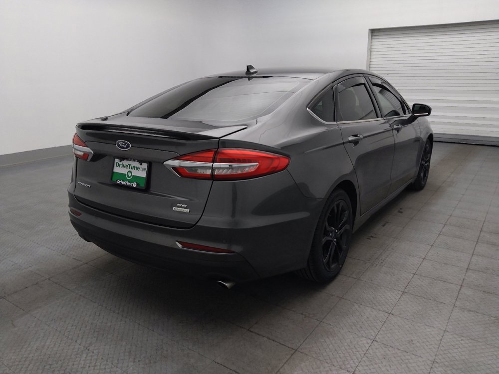 Used 2020 Ford Fusion SE w/ Equipment Group 151A FWD image 9